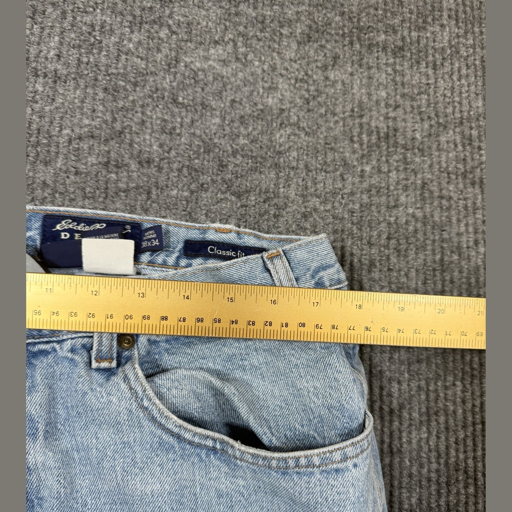 Eddie Bauer Denim Classic Fit Light Wash Jeans Mens 38x34 Light Blue Cotton - Picture 7 of 12
